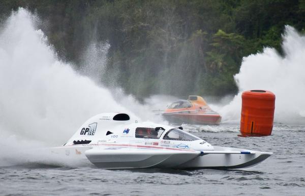 Third corner GP Hydroplane World Championship Final.